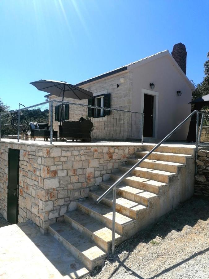 Secluded Holiday Home Heritage พอสติรา ภายนอก รูปภาพ